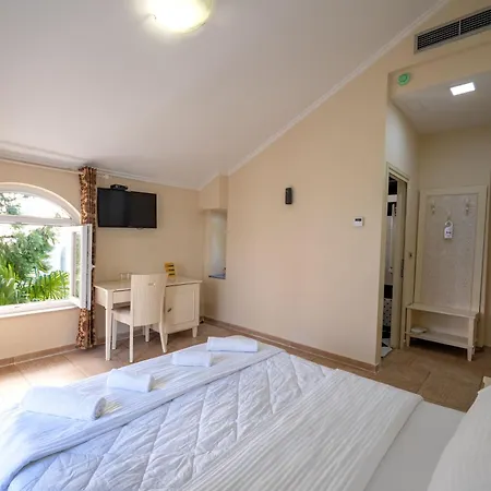 Отель Olimpic 4*